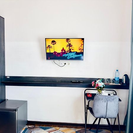 Nava Hotel Γιερεβάν Εξωτερικό φωτογραφία