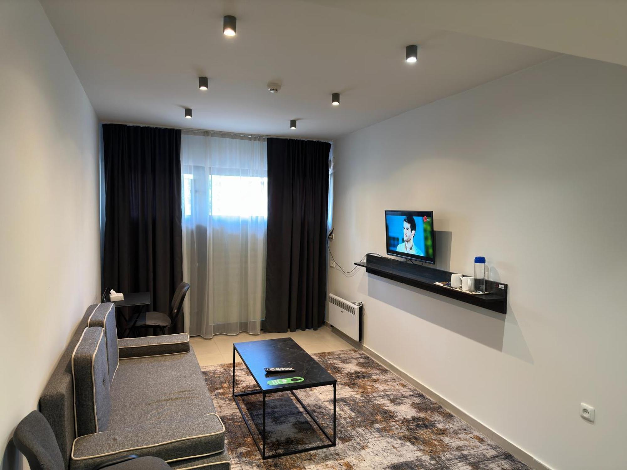 Nava Hotel Γιερεβάν Εξωτερικό φωτογραφία